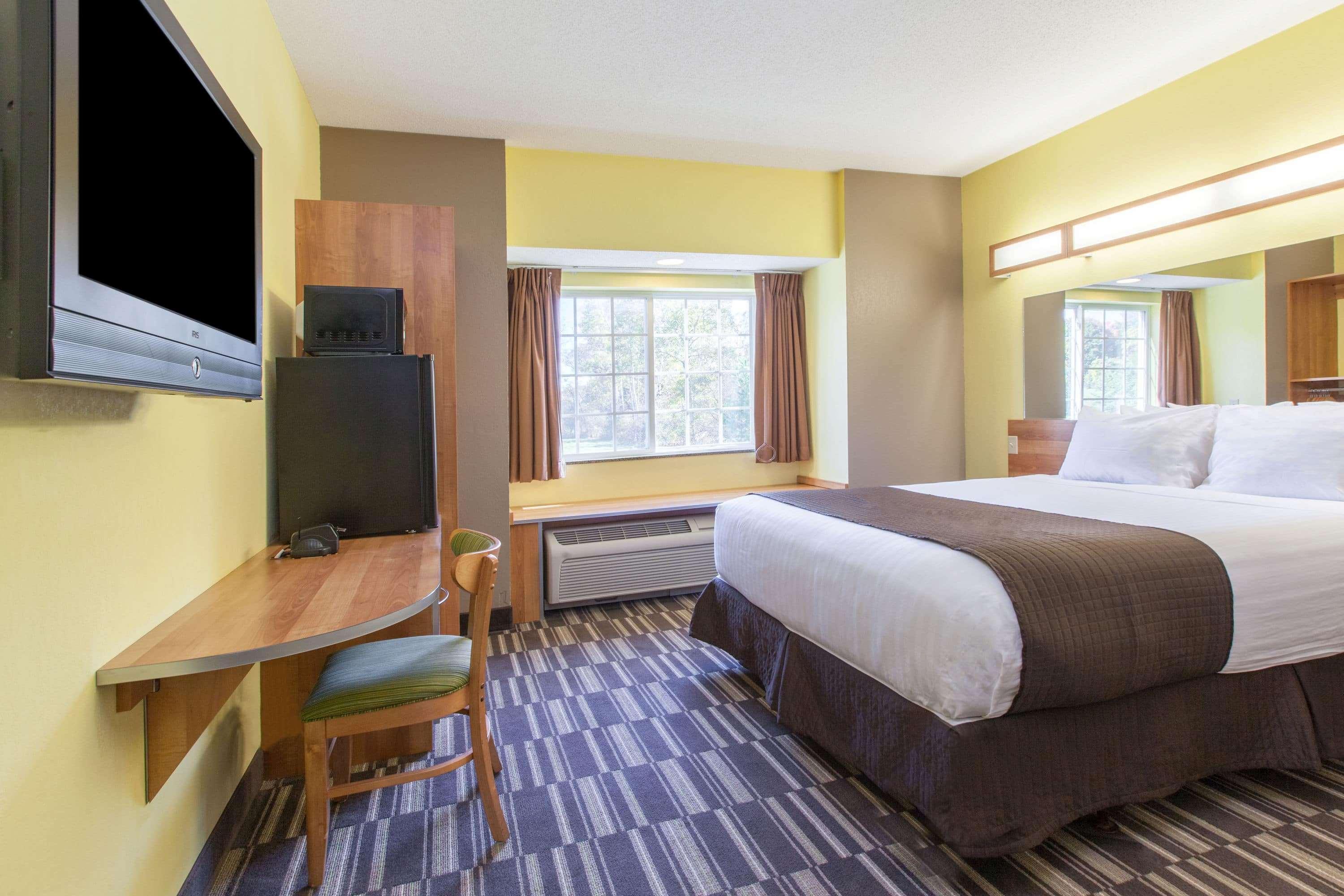 Microtel Inn & Suites By Wyndham Johnstown Exterior foto